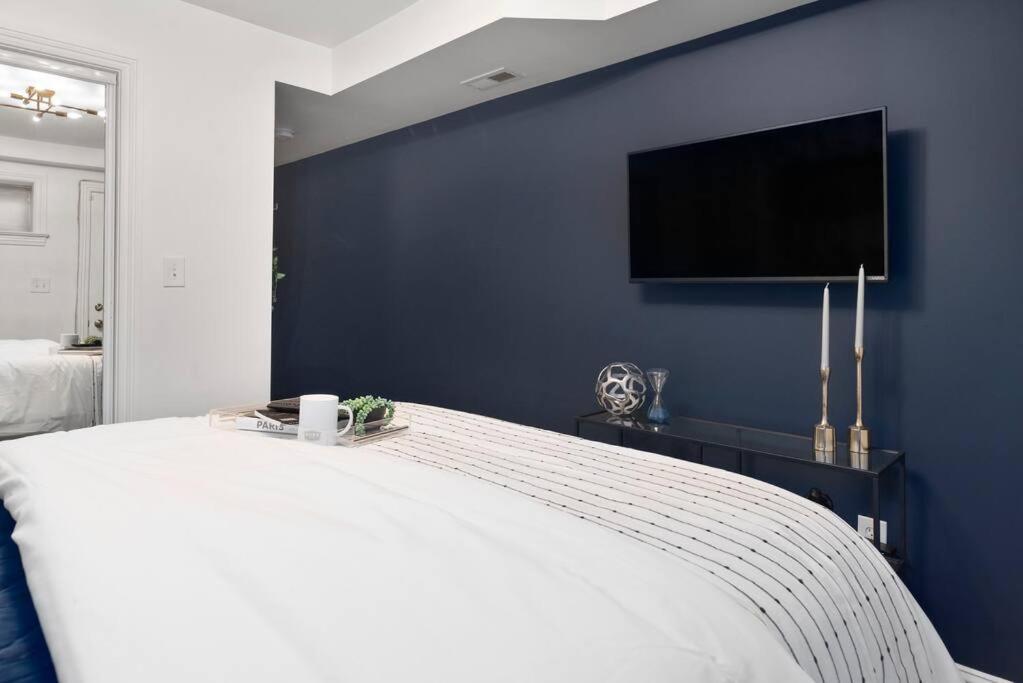 Upscale 2Br Apartment With Patio Washington Exteriör bild