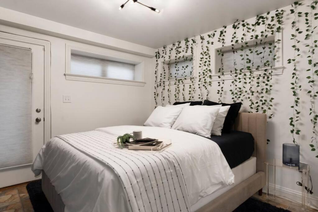 Upscale 2Br Apartment With Patio Washington Exteriör bild